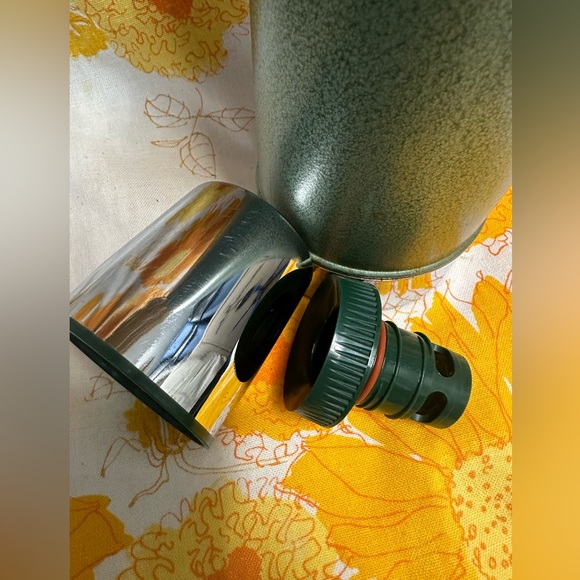 Vintage STANLEY Aladdin Green Thermos with handle Quart Size - Picture 2 of 6